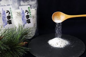 美味しく、心温まる。寿海産さまの自慢の逸品「めかぶ入りうま塩」